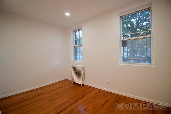 Rented by Compass | media 14