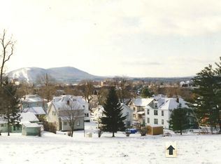 35 Abbott St, Pittsfield, MA 01201