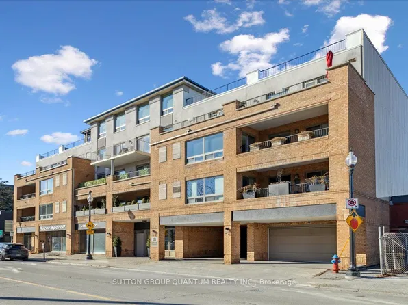 151 Robinson St #401, Oakville, ON L6J 7N3