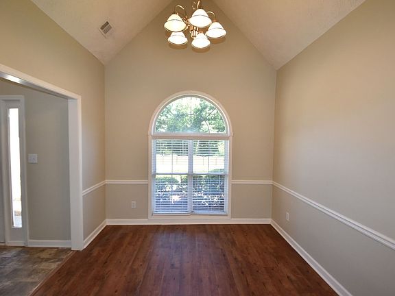 2nd image of 5033 Wesleyan Dr