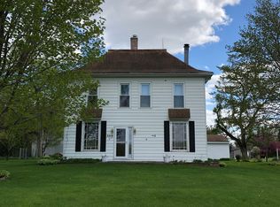 3554 Lafayette Rd, Center Point, IA 52213