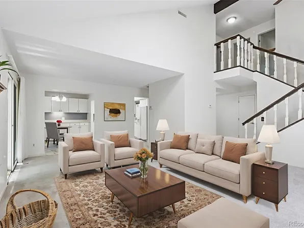 3274 S Heather Gardens Way, Aurora, CO 80014