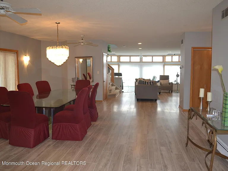 106 Oceanfront — Photo 11