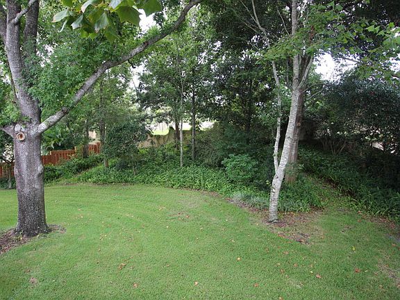5th image of 3680 Miriam Dr