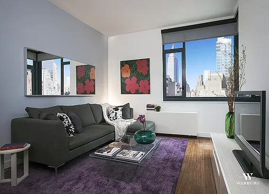 Rented by Warburg | media 9