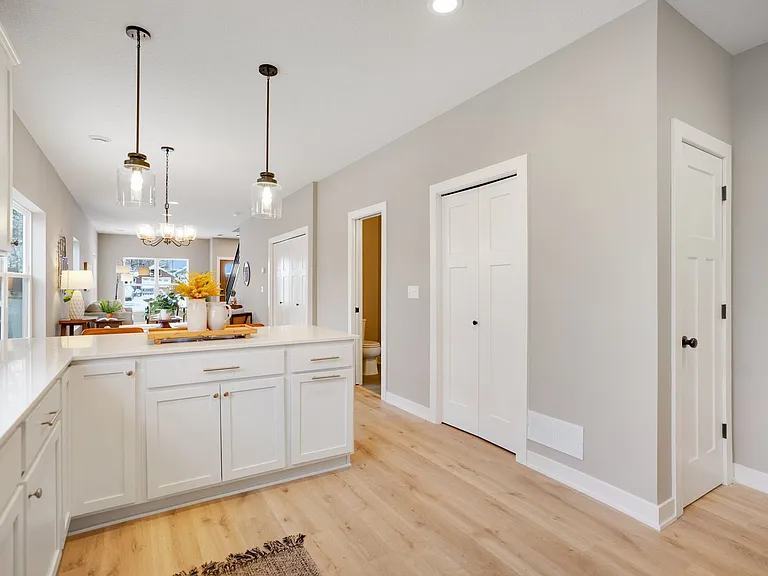Available 07/01! New Build 4 bed 3 Bath in Hopkins! — Photo 1