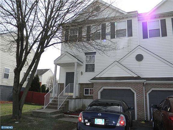 5th image of 510 Victoria Dr