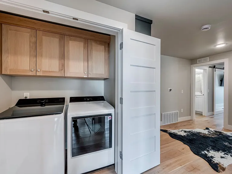 1166 W Helling Cir #204 — Photo 17
