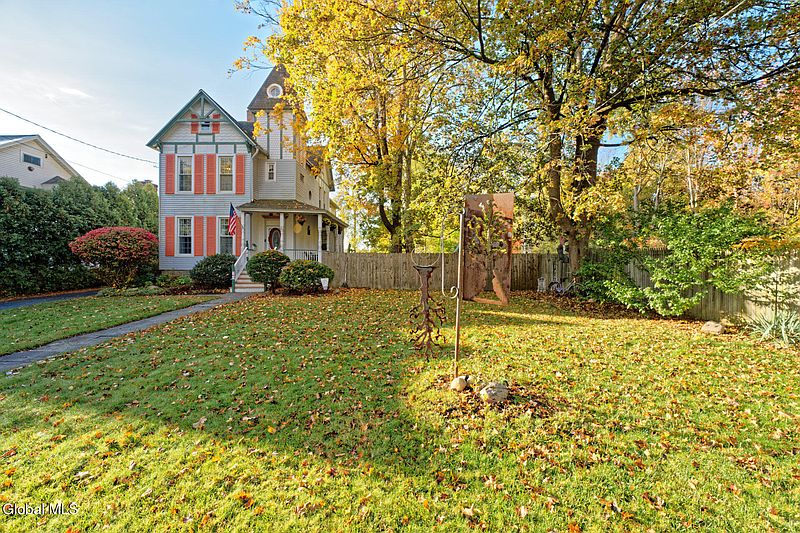 2nd image of 16 Brookside Avenue