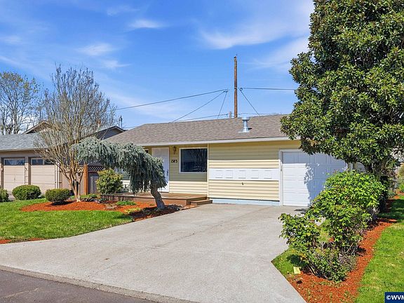 3rd image of 1383 Thompson Rd