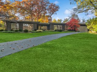 200 Edgewood Ln, Palatine, IL 60067