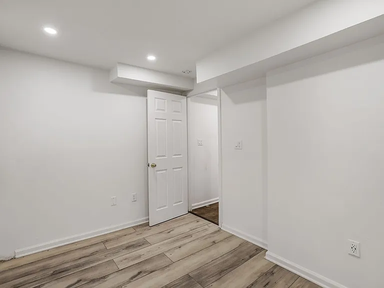 1377 Quincy St NW — Photo 15