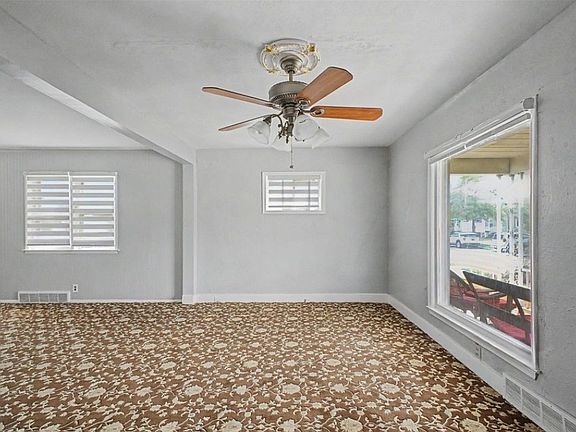 3rd image of 6126 Yinger Ave