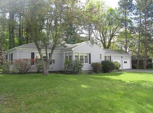 2 Saint Paul Dr, Worcester, MA 01602