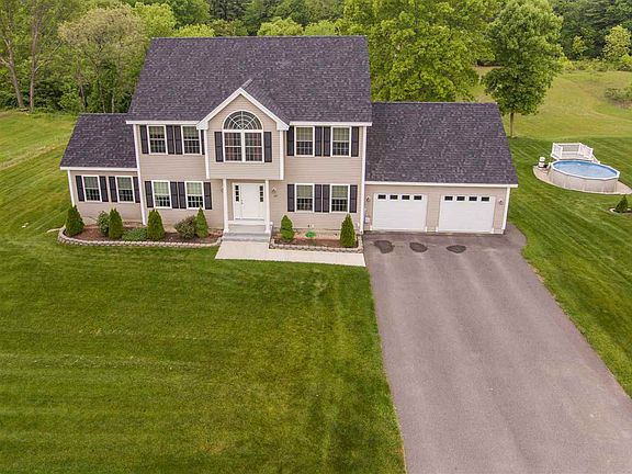 3rd image of 29 Shoreline Dr