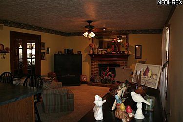 3rd image of 33382 Chelsea Ave