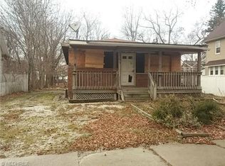 1365 California Ave, Akron, OH 44314