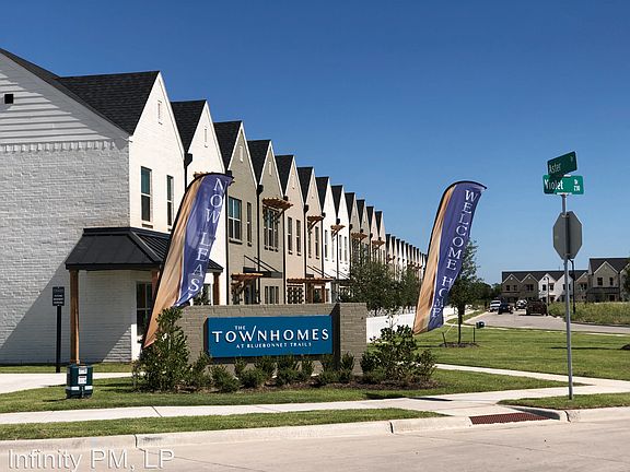 3rd image of 196 Lavender Dr