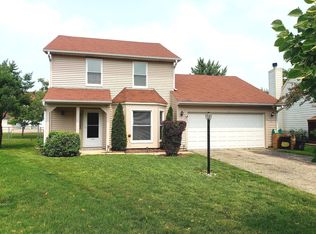 6 Juniper Ct, Streamwood, IL 60107