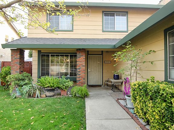3rd image of 6112 Ebonywood Ct