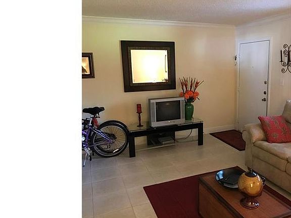 4th image of 7633 NW 42nd Pl APT 137