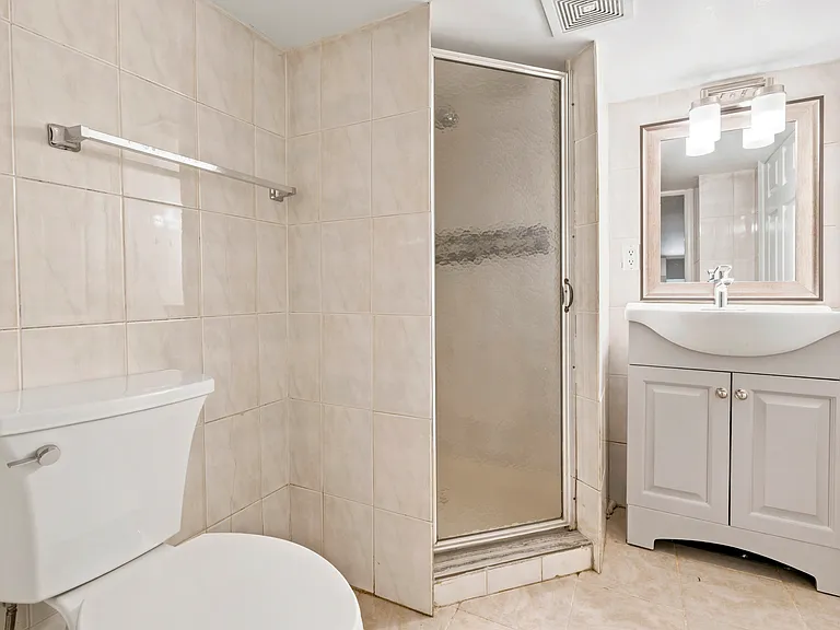 1102 Trinidad Ave NE — Photo 24