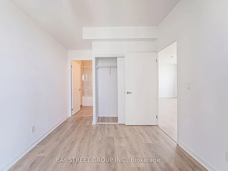38 Forest Manor Rd #1709 — Photo 13