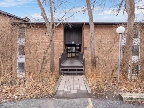 5516 E Lake Dr #92-C, Lisle, IL 60532