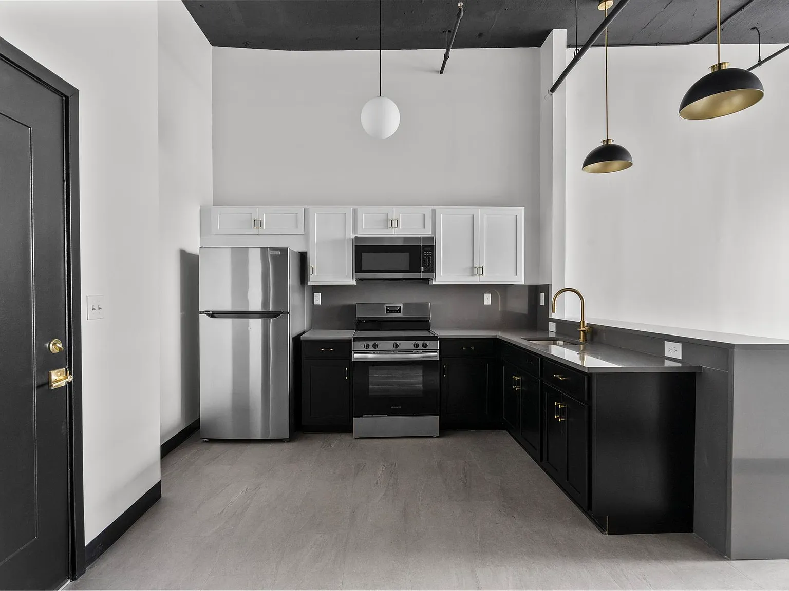 480 Myrtle Street — Photo 3