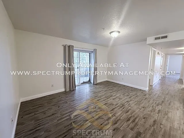 1598 W Westbury Way #C — Photo 4