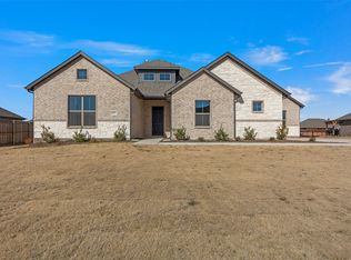 1832 Meadowbrook Ln, Nevada, TX 75173