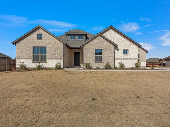 1832 Meadowbrook Ln, Nevada, TX 75173