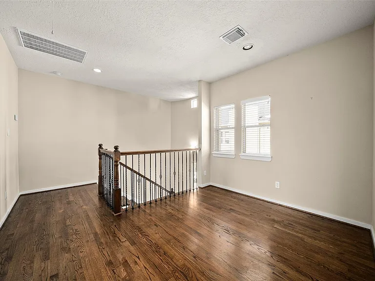 1331 W 21st St #B — Photo 21