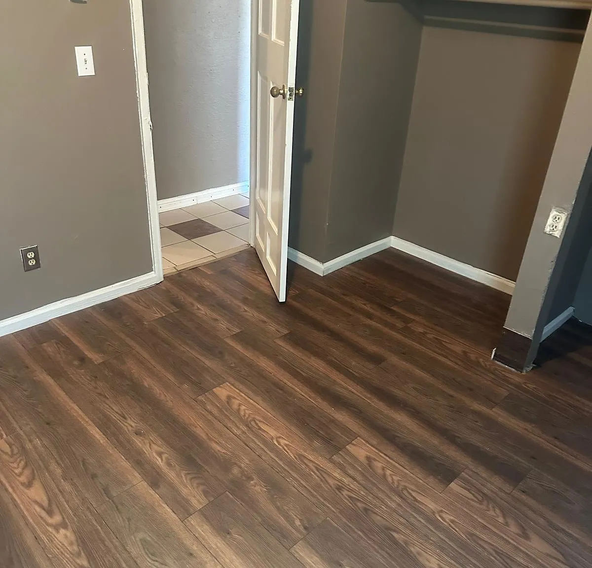 3 bed, 1050 sqft, $1,600 — Photo 4