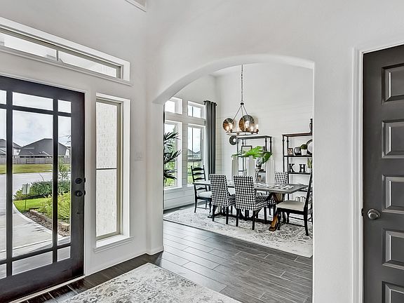 Foyer with access to dining room