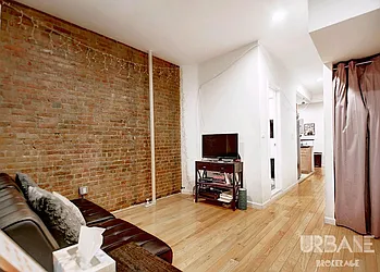 Rented by Urbane Brokerage