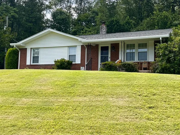 580 Ponton Ln, Lovingston, VA 22949