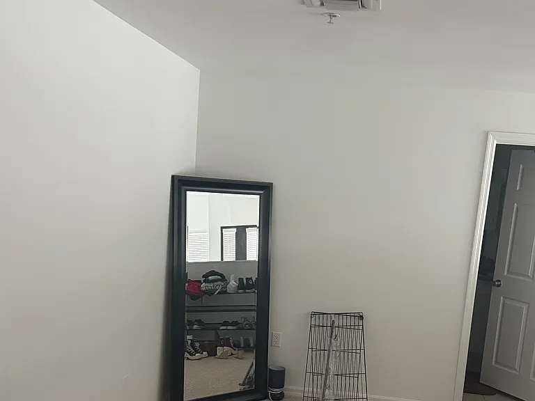 255 Evernia St #103 — Photo 6
