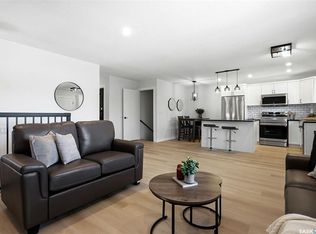 915 Rowell CRESCENT N, Regina, SK S4X 2A5