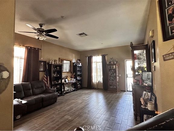 3rd image of 1045 Amarillo Ct