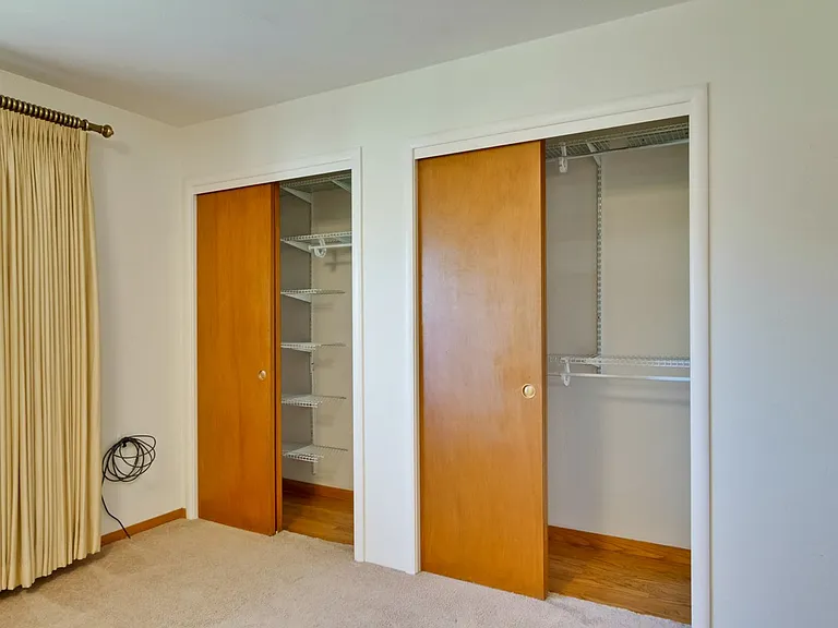 130 S Avalon Dr — Photo 50