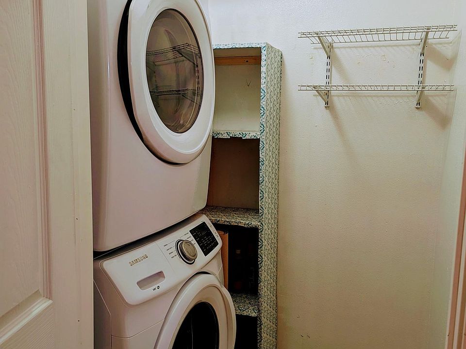 Stackable Samsung appliances with additional storage