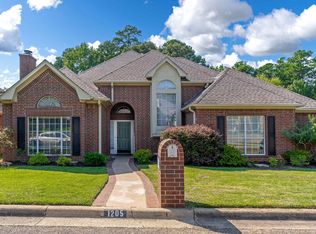1205 Harvest Ln, Longview, TX 75604
