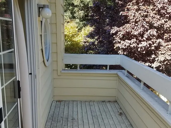 1941 Stratton Cir, Walnut Creek, CA 94598