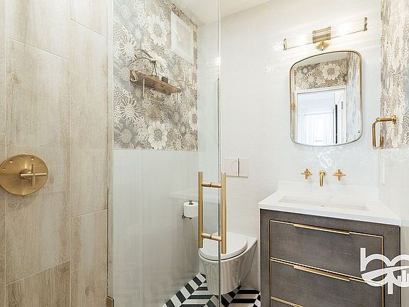 5th image of 308 W 106th St APT 2F