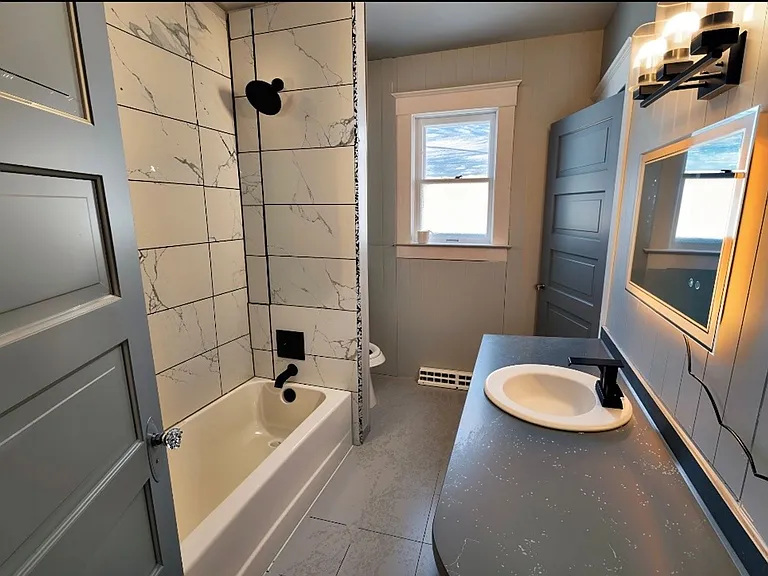 1520 Durand St — Photo 13