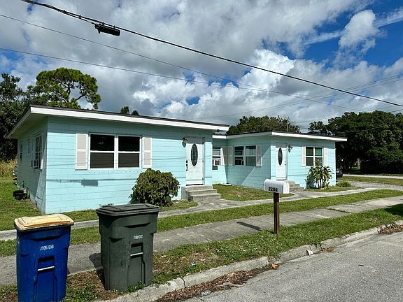 3rd image of 2204 Avenue G