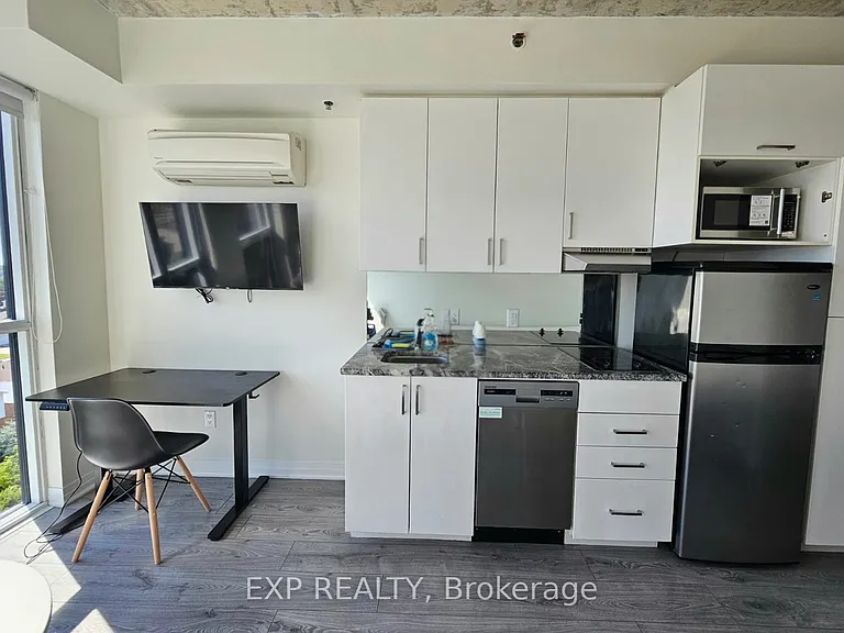 1900 Simcoe St N #609 — Photo 4