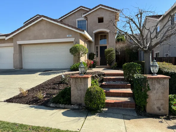 5181 Stone Canyon Dr, Castro Valley, CA 94552
