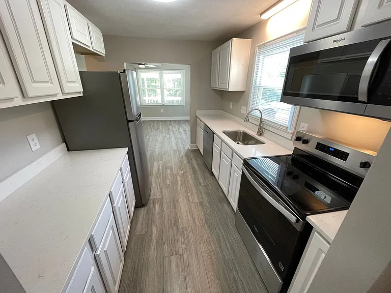 117 Clark Station Rd — Photo 5